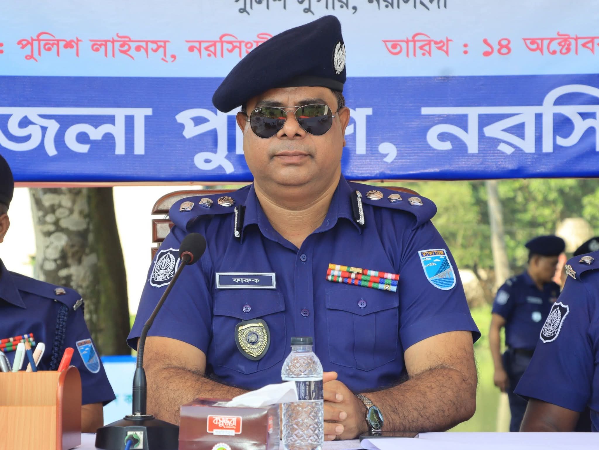 বিপিএম পদকপ্রাপ্ত নরসিংদীর পুলিশ সুপারকে ঘিরে অপপ্রচার, গুজবে না কান দেওয়ার আহ্বান